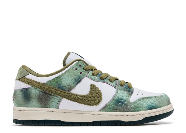 DUNK LOW SB X ALEXIS SABLONE 